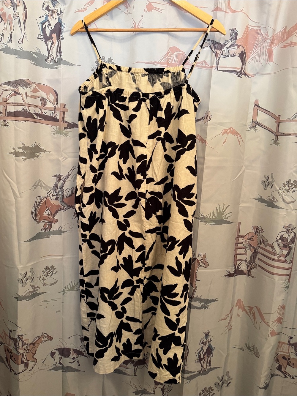 Target Cream Maxi Dress with Black Floral Print - Picture 3 of 3